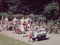 Spaziergang im Rosengarten, 1965